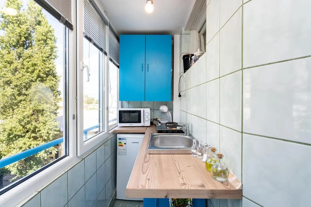 Mediterranean Studio In Bucharest City Center